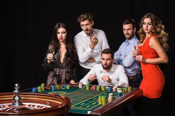 Live dealer blackjack table hosted on 303 adalah iOS Web with multi-camera feed